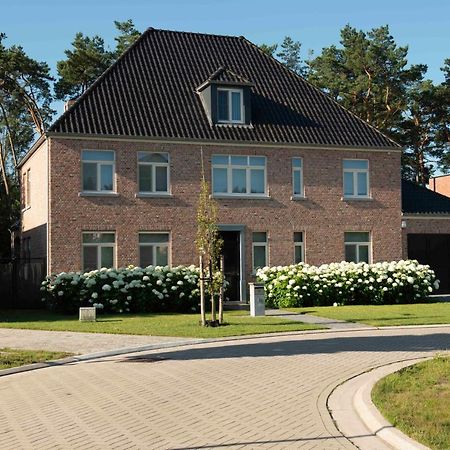 StudioBeerse met Sauna Zwembad en Spa Appartement Buitenkant foto