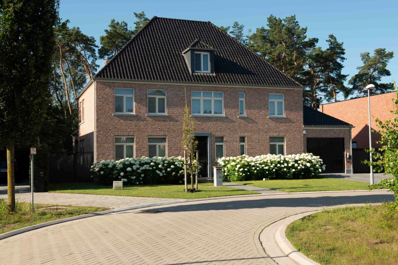 StudioBeerse met Sauna Zwembad en Spa Appartement Buitenkant foto